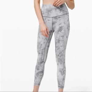 Align tie dye white and grey leggings